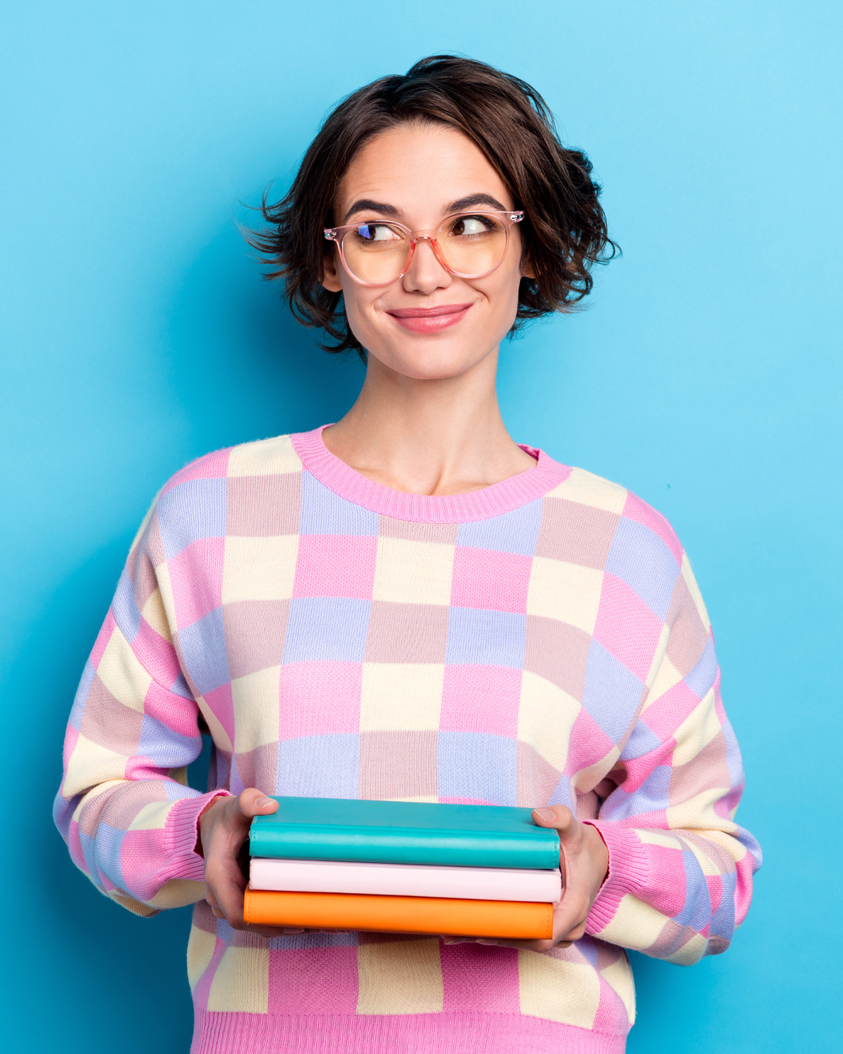 Clara Montiel con sus libros